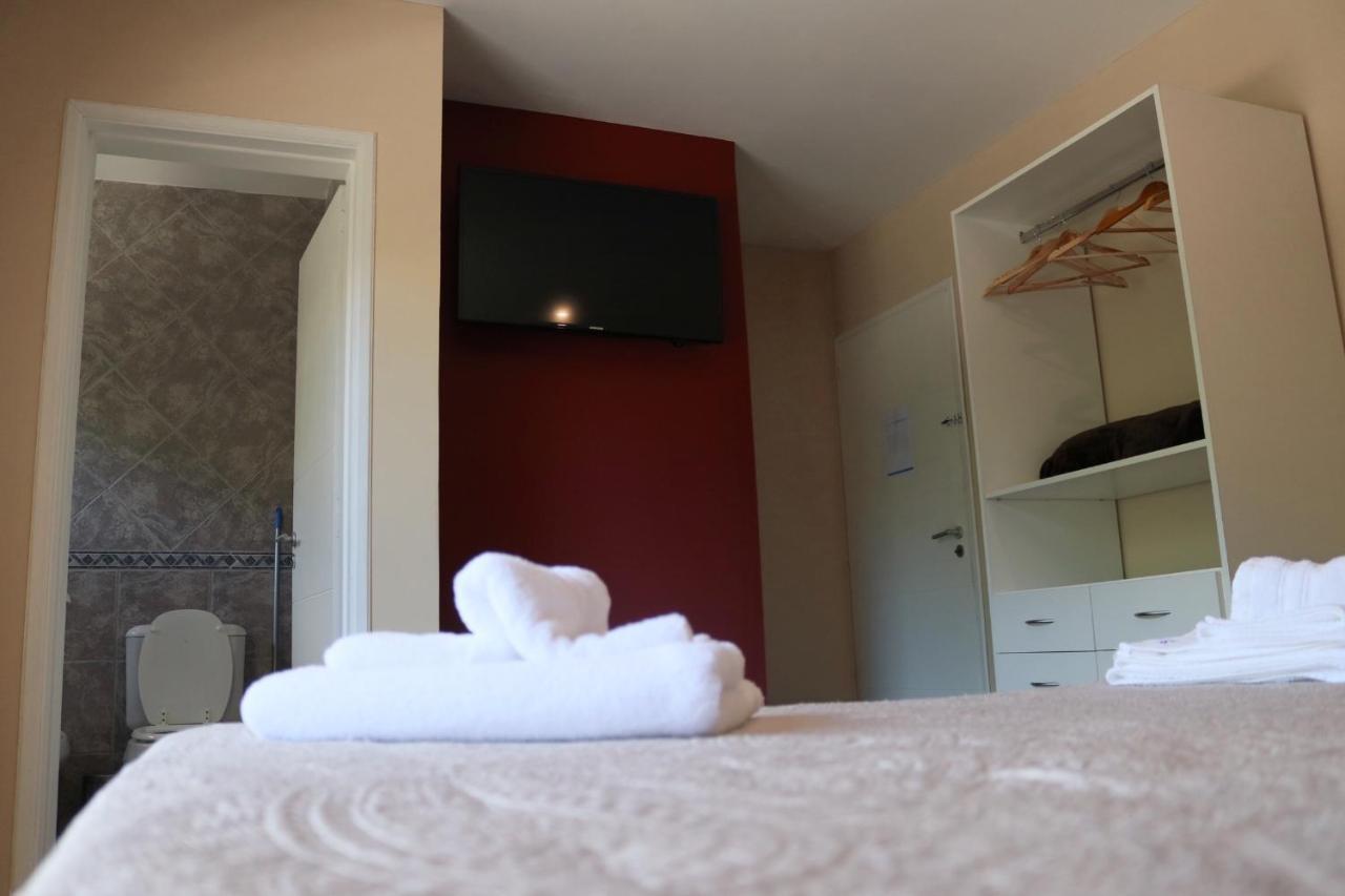 Limay Bed&Breakfast Neuquén Екстериор снимка